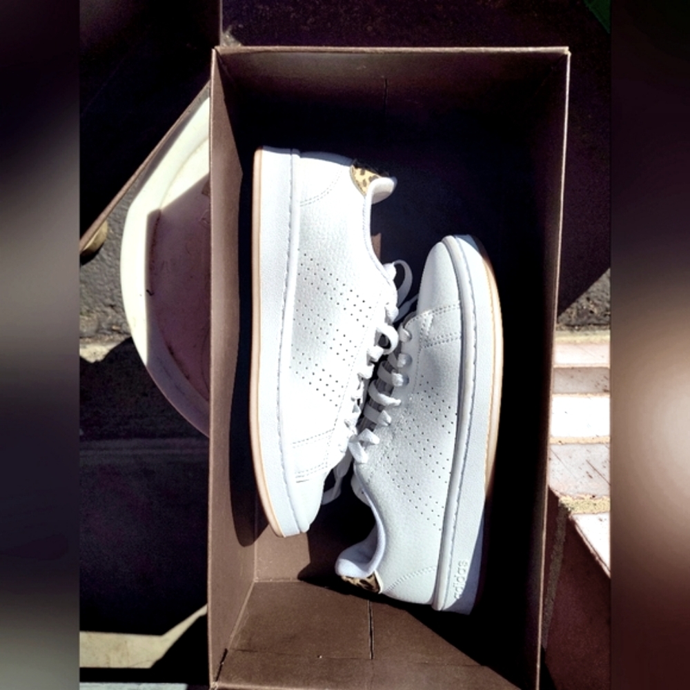 Woman's 6 Leopard Print Addidas Superstars New